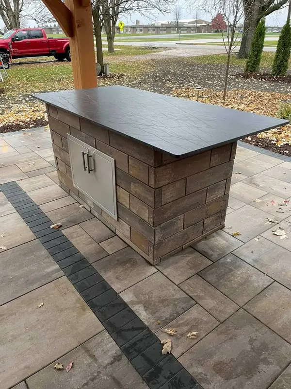 Quartz surface durability test