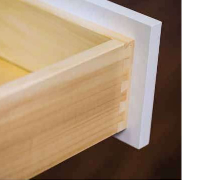 Dovetail-jointed solid hardwood drawer box