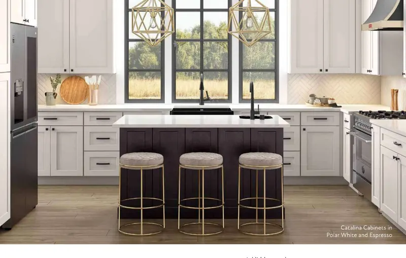 NorthPoint Catalina cabinets in a finished kitchen